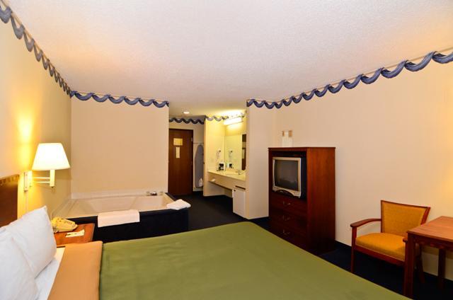 Lewisport Quality Inn מראה חיצוני תמונה